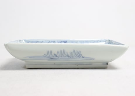 江戸幕末染付菖蒲図長皿　かたつき
