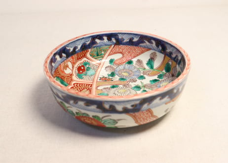 明治前期色絵菊と鶴亀図三ツ組鉢