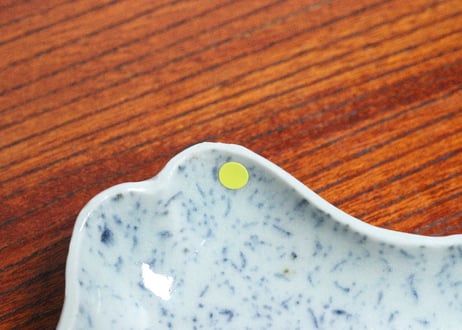 江戸中期紙刷古印判小紋図糸巻き型小皿④　小キズ