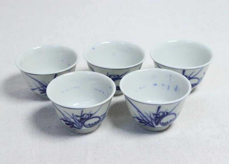 清朝染め付け 兎紋の煎茶碗 3客 1客でも可