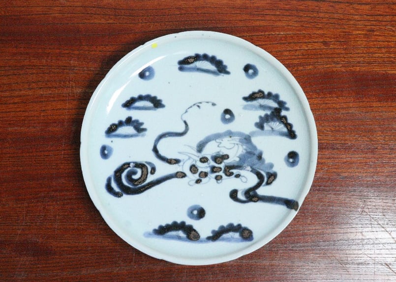 江戸後期染付兎図6.5寸皿① 小ホツ,甘手 | 吉祥寺PukuPuku