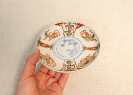 明治前期色絵四方に獅子図小皿①　濃いめ