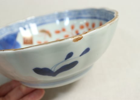 江戸幕末赤絵染付秋海棠と蝶図通り物大なます皿