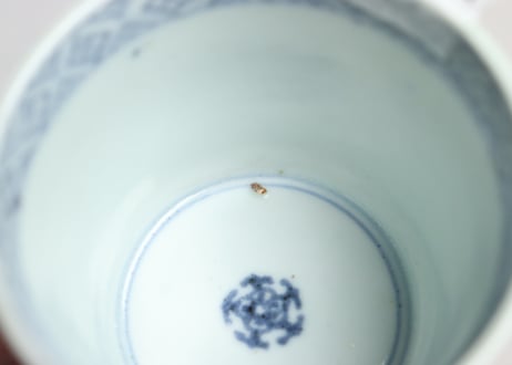 江戸後期染付なずな文猪口 釉切れ,歪み