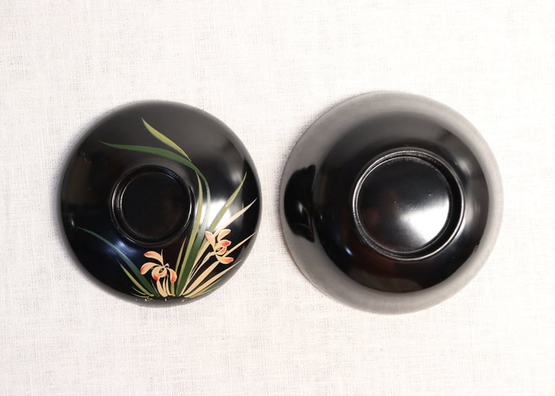 明治~大正総黒蒔絵菖蒲図吸物椀 | 吉祥寺PukuPuku 明治~大正総黒蒔絵菖蒲図吸物椀 | 吉祥寺PukuPuku