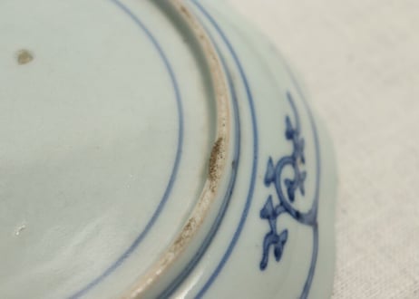 江戸中期染付牡丹唐草文7寸皿 フリモノ
