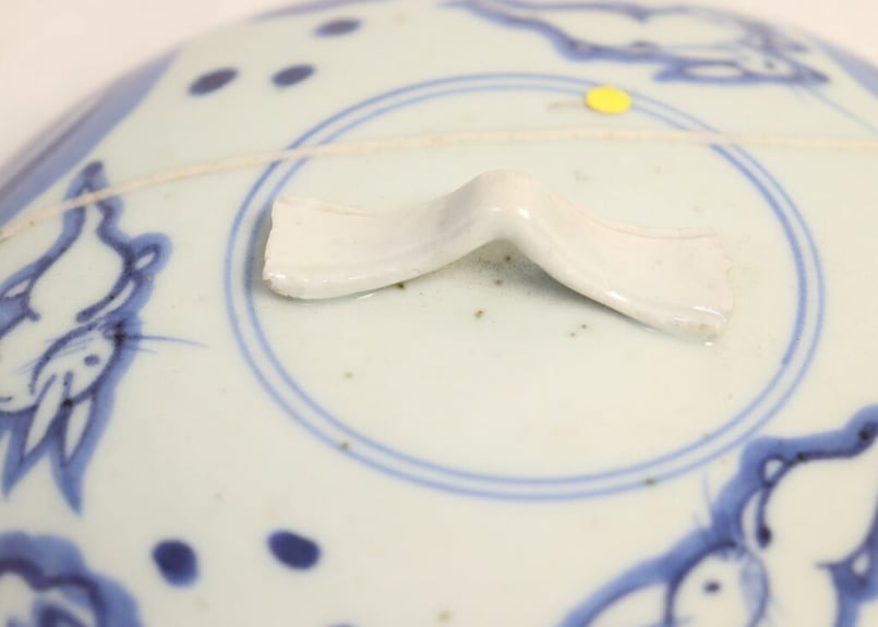 骨董品　染付　⬜︎福　うさぎ　兎図　柳図　三客　茶器　ぐい呑　時代物 骨董品 染付 ⬜︎福 うさぎ 兎図 柳図 三客 茶器 ぐい呑 時代物