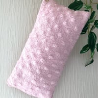 ぽこぽこフリースまくら＜薄ピンク＞-ハンドメイド-  NO2 【送料200円ポスト投函】