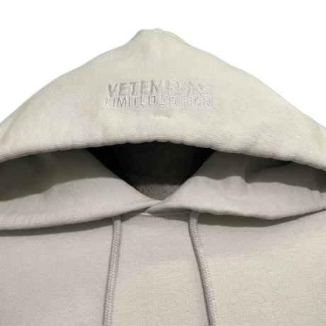 VETEMENTS /定価¥212,300