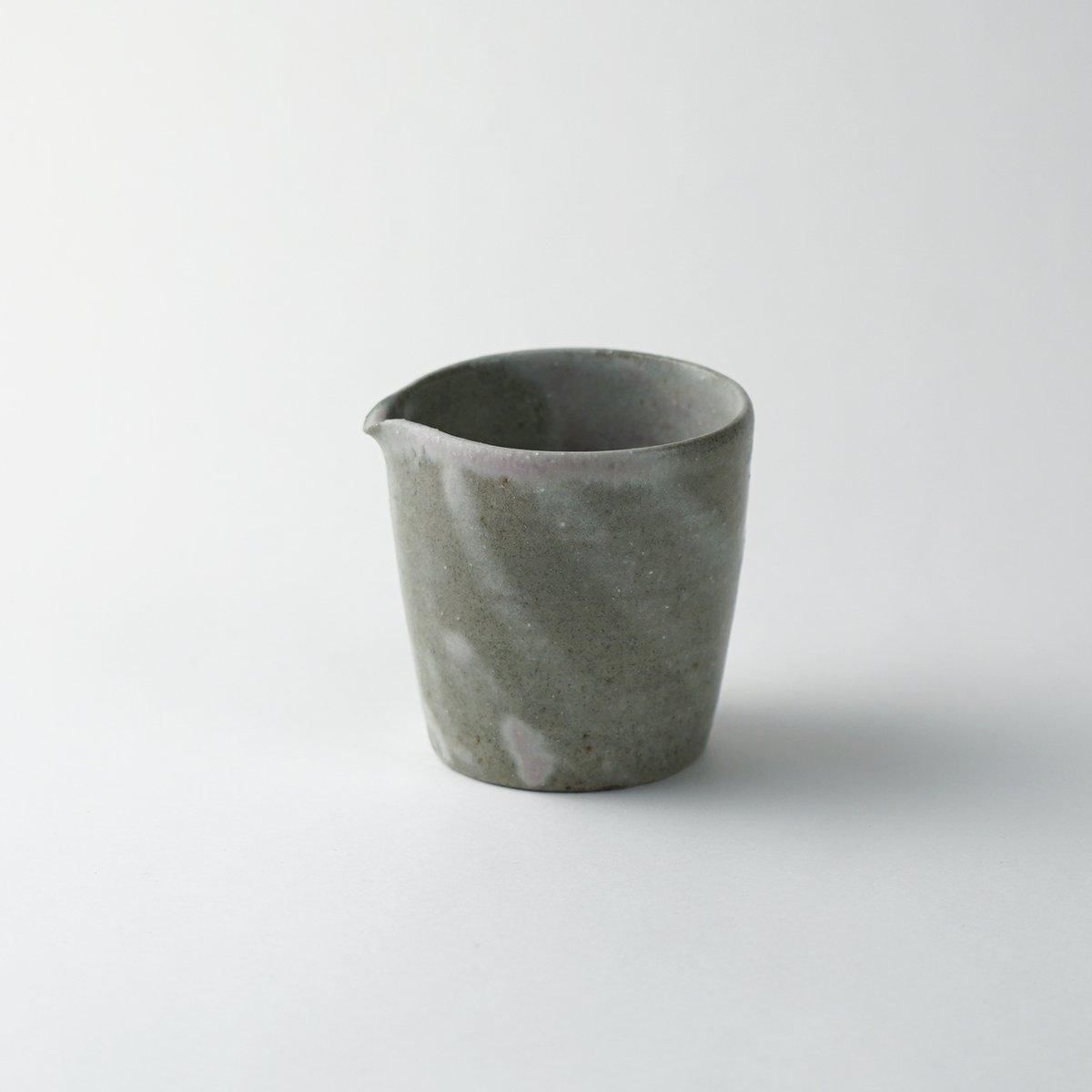 長谷川奈津　林檎灰釉　盃／秋田菫　白磁　染付　呉須　湯呑み おまとめ 長谷川奈津 林檎灰釉 盃／秋田菫 白磁 染付 呉須 湯呑み お