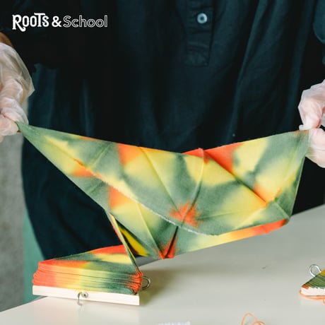【8月のROOTS & School】手ぬぐいを染めよう！｜テキスタイルコース