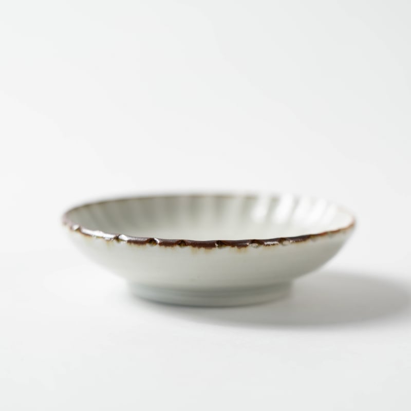 志村和晃】染付だみ花文菊豆皿_6 | Q1 オンラインストア