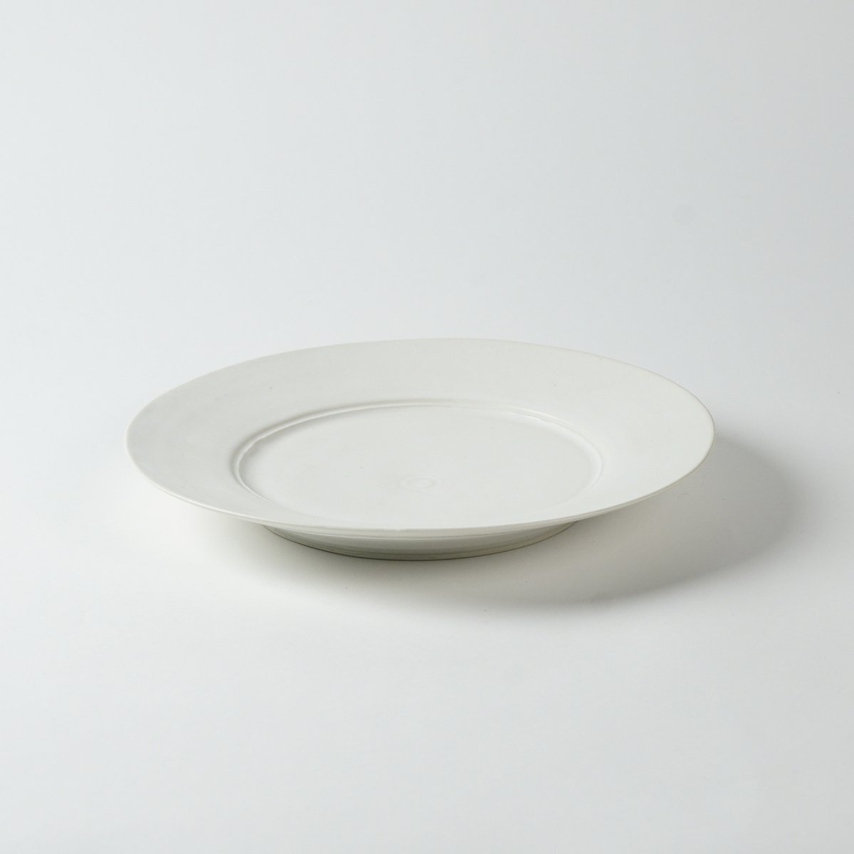 田村一】プレート（ホワイト）_13-3 | Q1 オンラインストア