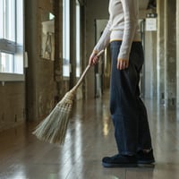 【吉田慎司】枝の手箒（全長85cm）_57