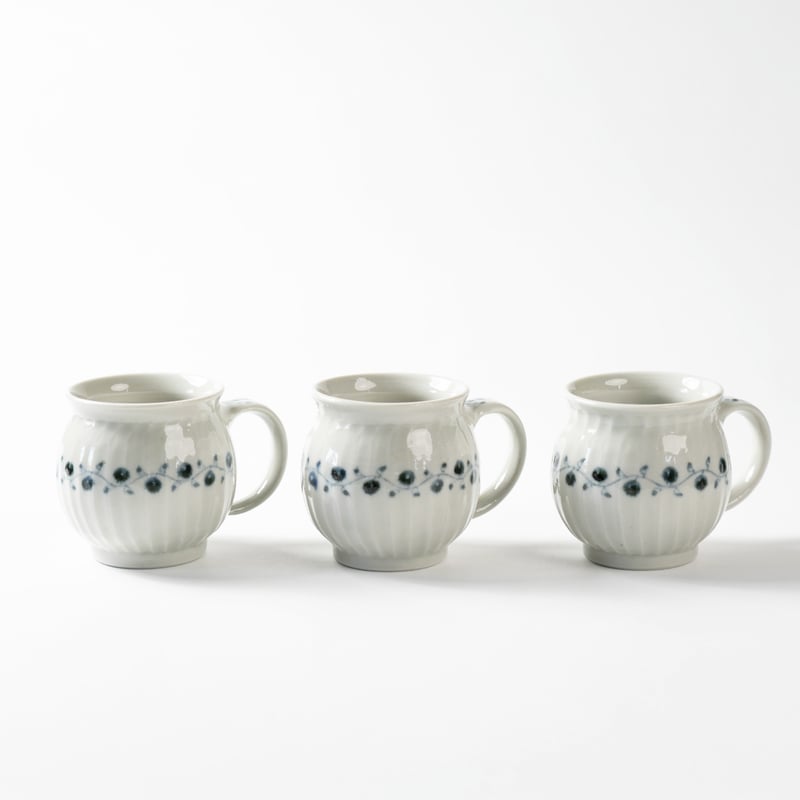 志村和晃】染付果実文丸マグ_3 | Q1 オンラインストア