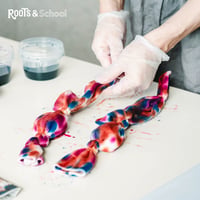 【7月のROOTS & School】くつ下を染めよう！絞り染め体験 ／テキスタイルコース