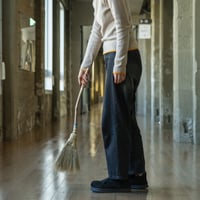 【吉田慎司】枝のミニ手箒（全長80cm）_52