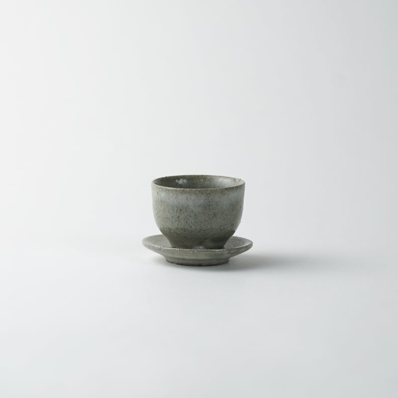 長谷川奈津】林檎灰釉茶杯+茶卓27 | Q1 オンラインストア