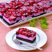冷凍 フリーカットケーキ　ダブルベリー栃木県産トチオトメ苺果汁使用485g　10000T31123
