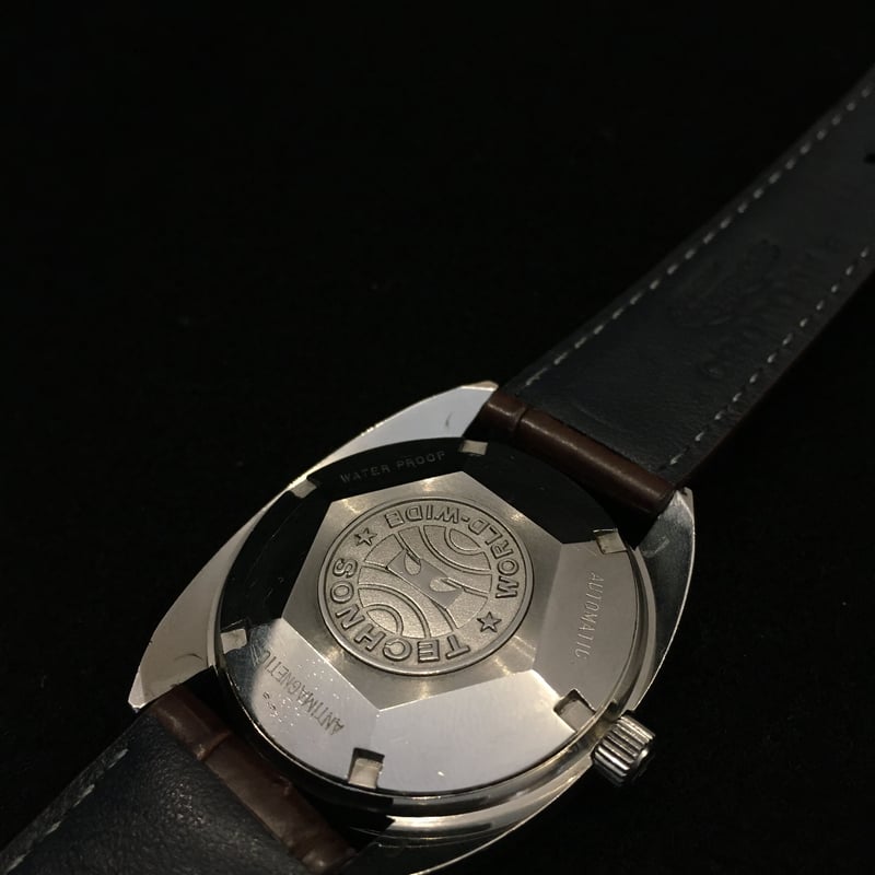 1970年代 Technos スカイ ライト | The Vintage Watch