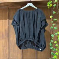 CLOCHE  袖タックブラウス