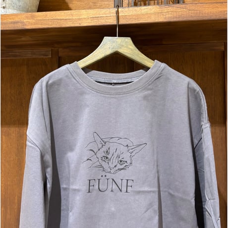 CLOCHE  キャットプリント7分袖Tee