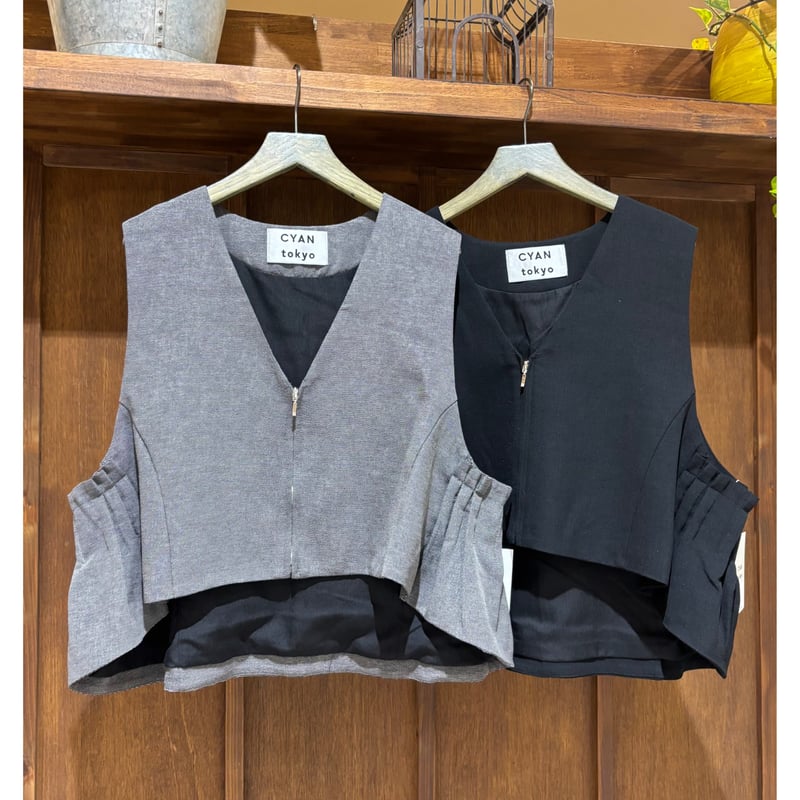 ★タグ付き新品★コラボ ベスト CYAN TOKYO×champdelarose ☆タグ付き新品☆コラボ ベスト CYAN TOKYO×champdelarose