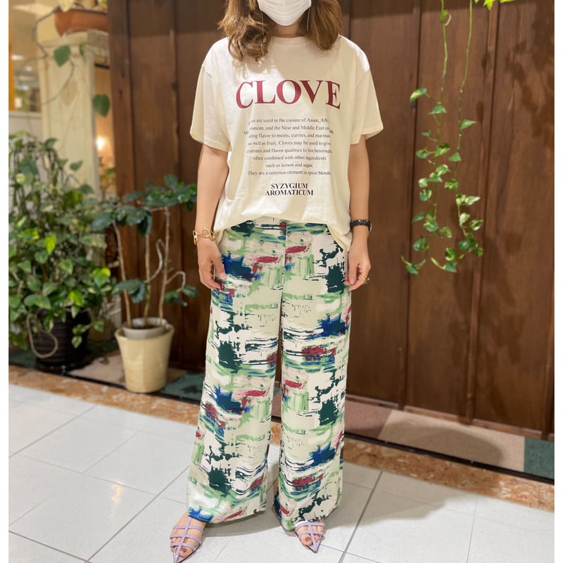 CHIGNON CLOVEプリントtee | selectshop_freedom STORE