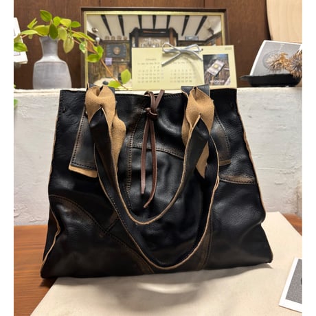 MOQUIP  ピグメントパッチワークトートバッグ