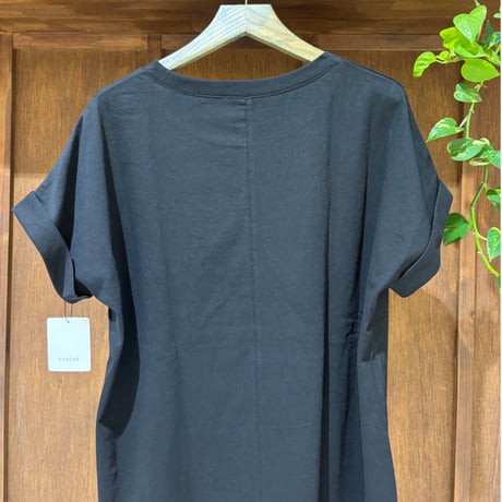 CLOCHE  箔ロゴ Tee