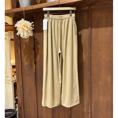 CLOCHE  タックワイドパンツ