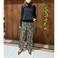 TRANOI.  サイドラインフラワーパンツ