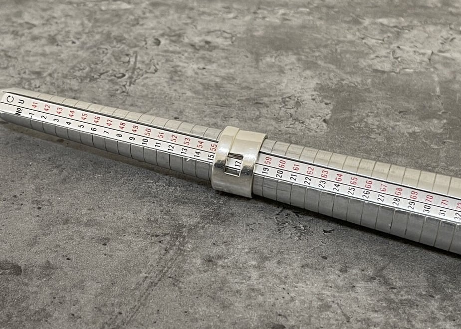 63f6e004d1912348368e2676