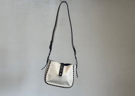 bottega veneta leather shoulder bag