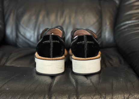 givenchy leather  tassel loafer dead stock