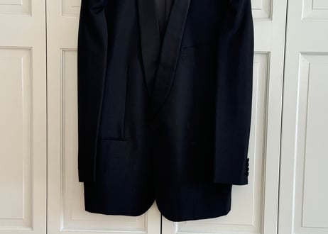 yves saint laurent tuxedo set up suit