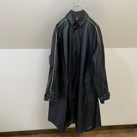 syu pvc leather over size coat