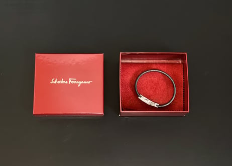 2019ss salvatore ferragamo leather bracelet dead stock