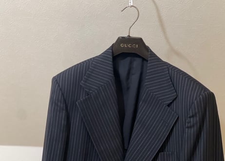 gucci stripe set up suit