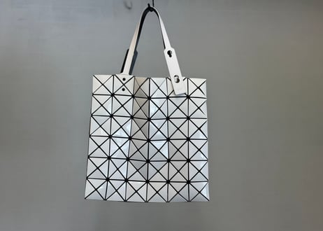 isseymiyake baobao bag