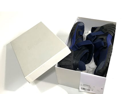 maison margiela "tabi" sneakers dead stock
