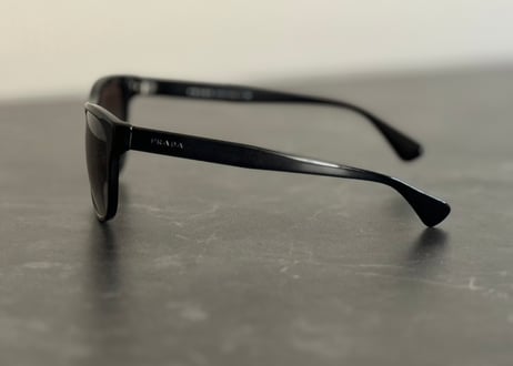 prada 00s sunglass