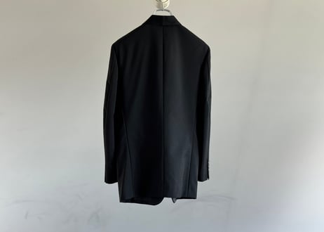 yves saint laurent tuxedo set up suit