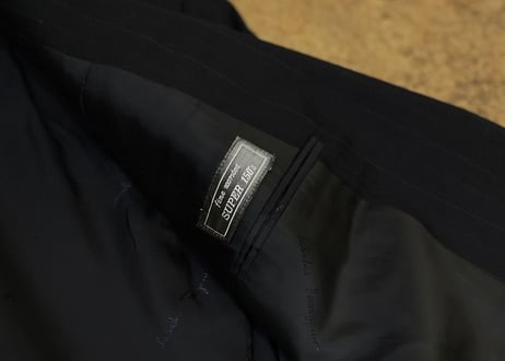 salvatore ferragamo super 150s wool set up suit