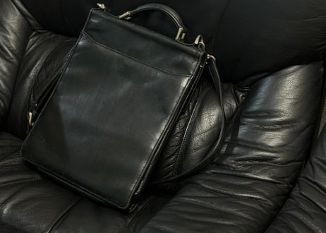 balenciaga ”BB logo”leather shoulder bag