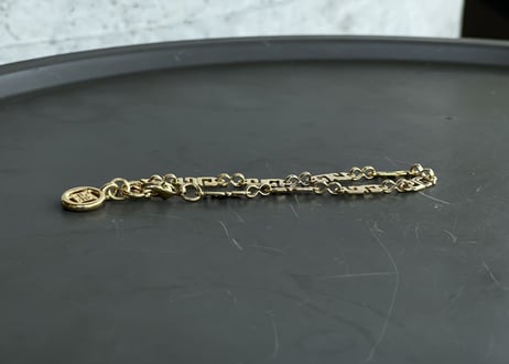 80-90s givenchy gold bracelet "G"