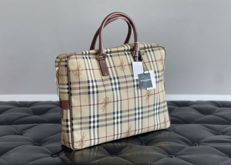 burberry bag dead stock