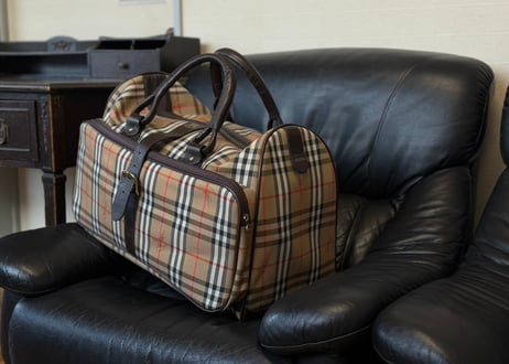 buberry made in England "大容量" check bag