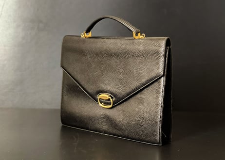 a testni leather bag