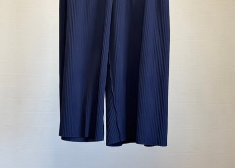 isseymiyake pleats wide pants